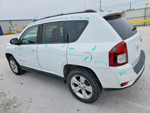 1C4NJCBAXGD612123 2016 JEEP COMPASS - Image 2