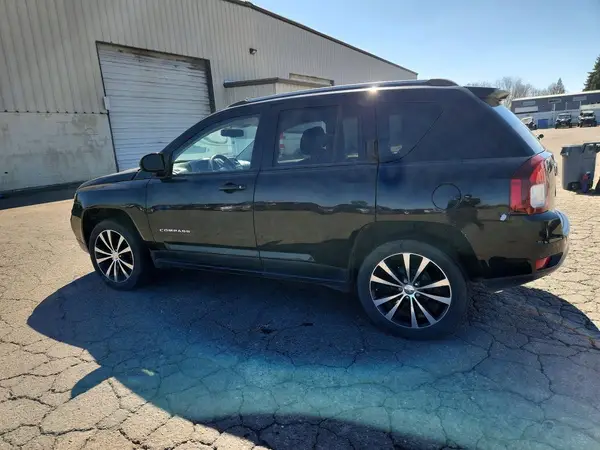 1C4NJCBAXGD641802 2016 JEEP COMPASS - Image 2
