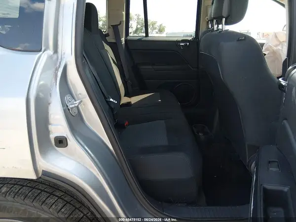 1C4NJCBAXGD742712 2016 JEEP COMPASS - Image 8