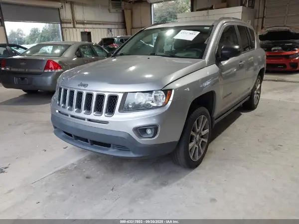 1C4NJCBAXGD764015 2016 JEEP COMPASS - Image 2