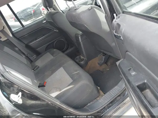 1C4NJCBAXHD147196 2017 JEEP COMPASS - Image 8