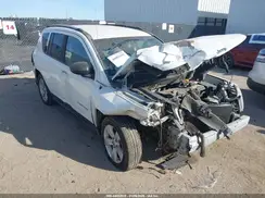 1C4NJCBB0GD604556 2016 JEEP COMPASS