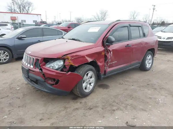 1C4NJCBB1HD132949 2017 JEEP COMPASS - Image 2