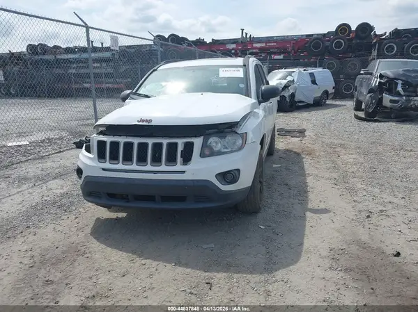 1C4NJCBB3GD726280 2016 JEEP COMPASS - Image 2