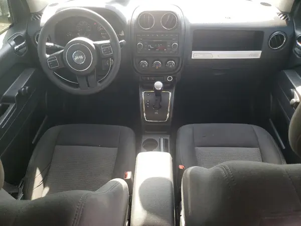 1C4NJCBB3HD130958 2017 JEEP COMPASS - Image 8