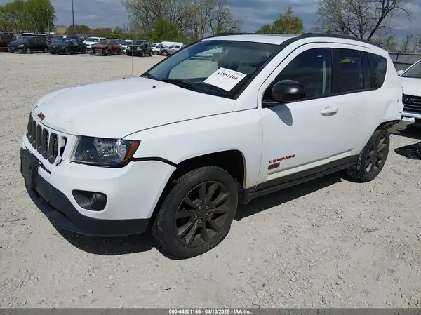 1C4NJCBB3HD136159 2017 JEEP COMPASS - Image 2