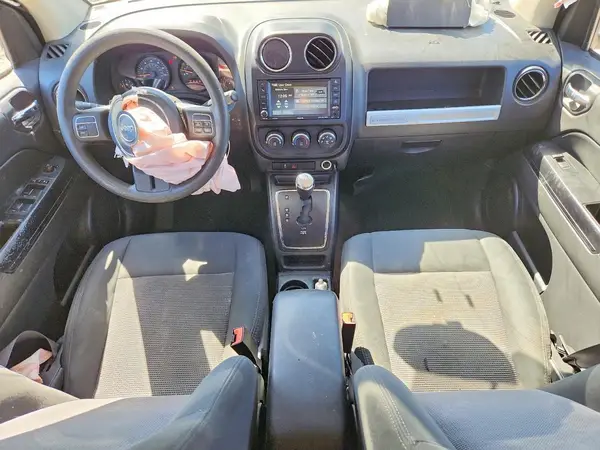 1C4NJCBB4GD526511 2016 JEEP COMPASS - Image 8
