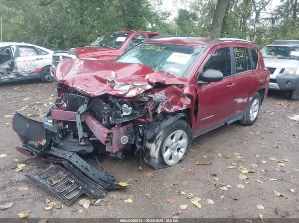 1C4NJCBB4GD693936 2016 JEEP COMPASS - Image 2