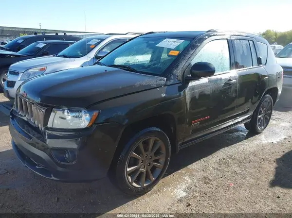 1C4NJCBB4GD785189 2016 JEEP COMPASS - Image 2