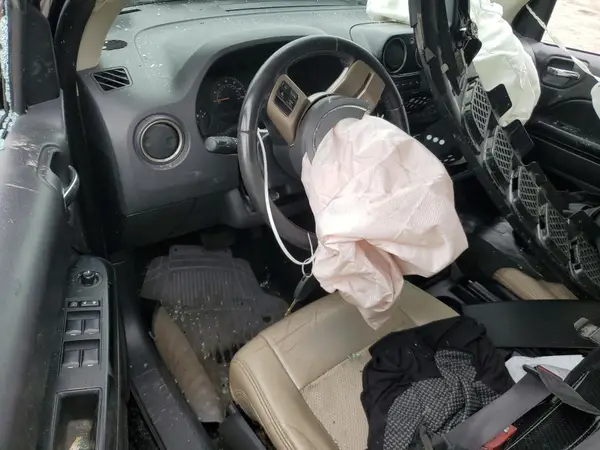 1C4NJCBB5HD185637 2017 JEEP COMPASS - Image 8