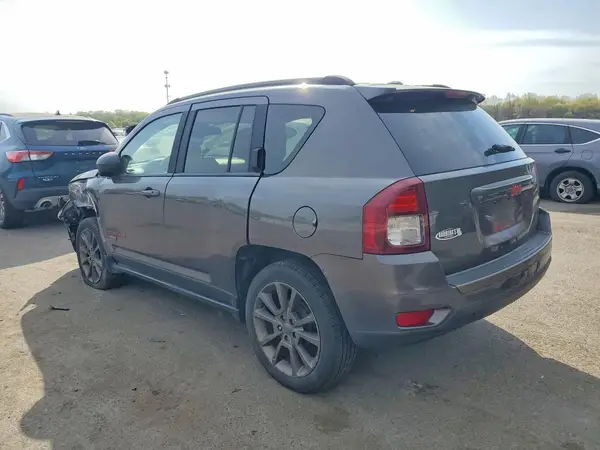 1C4NJCBB6GD683683 2016 JEEP COMPASS - Image 2