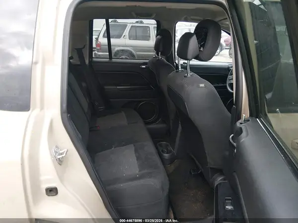 1C4NJCBB6GD804986 2016 JEEP COMPASS - Image 8