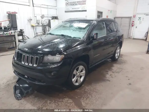 1C4NJCBB7GD506575 2016 JEEP COMPASS - Image 2