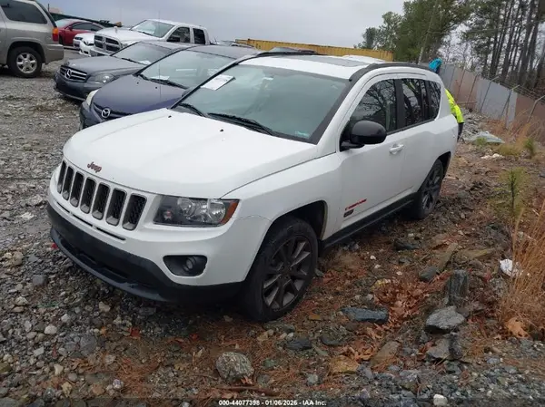 1C4NJCBB7GD677486 2016 JEEP COMPASS - Image 2