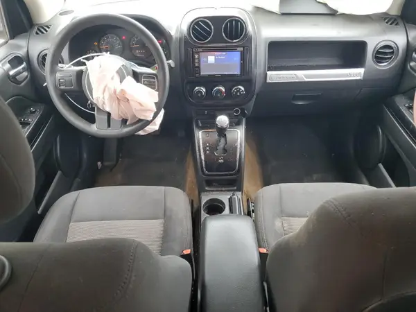 1C4NJCBB7GD716853 2016 JEEP COMPASS - Image 8