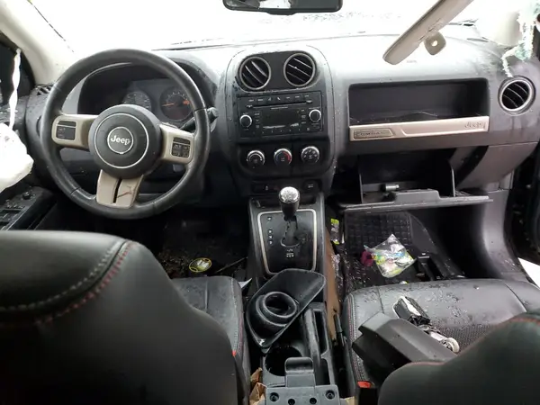 1C4NJCBB7GD785834 2016 JEEP COMPASS - Image 8