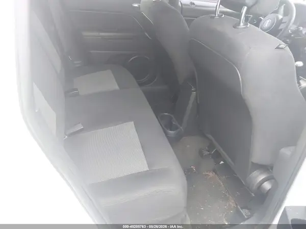 1C4NJCBB7HD132289 2017 JEEP COMPASS - Image 8
