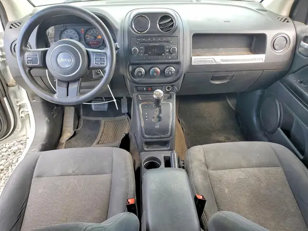 1C4NJCBB8GD506570 2016 JEEP COMPASS - Image 8