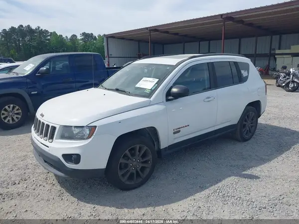 1C4NJCBB8GD785244 2016 JEEP COMPASS - Image 2