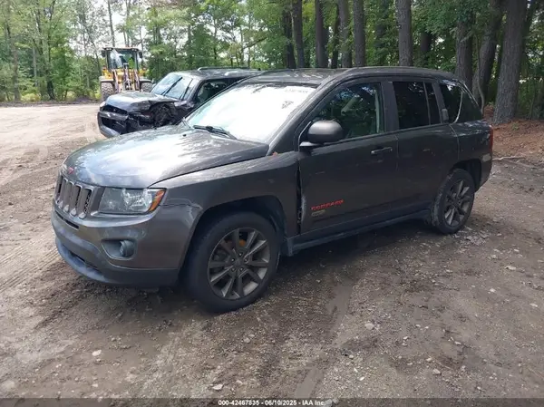 1C4NJCBB9GD785253 2016 JEEP COMPASS - Image 2