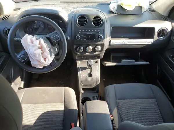 1C4NJCBBXGD726258 2016 JEEP COMPASS - Image 8