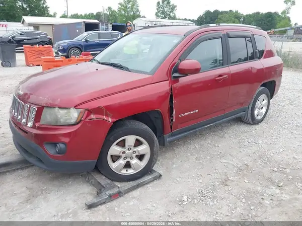 1C4NJCEA0GD666266 2016 JEEP COMPASS - Image 2