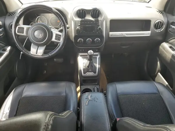1C4NJCEA0HD117085 2017 JEEP COMPASS - Image 8