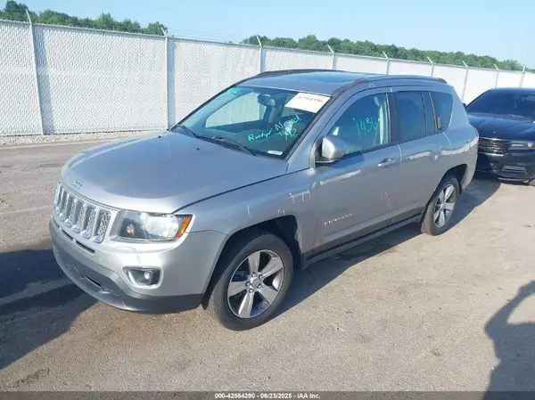 1C4NJCEA0HD150703 2017 JEEP COMPASS - Image 2