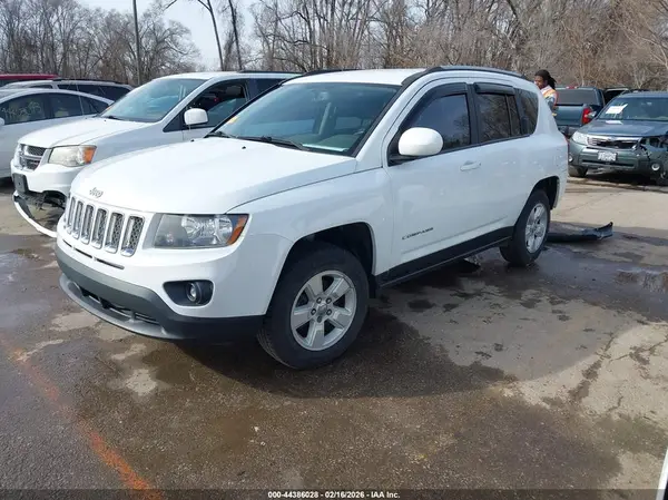 1C4NJCEA0HD213122 2017 JEEP COMPASS - Image 2