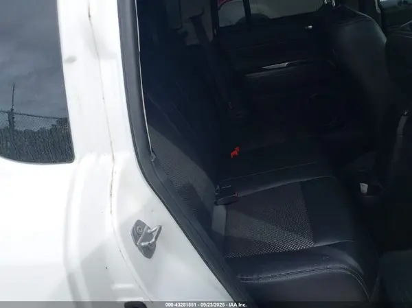 1C4NJCEA1GD628352 2016 JEEP COMPASS - Image 8