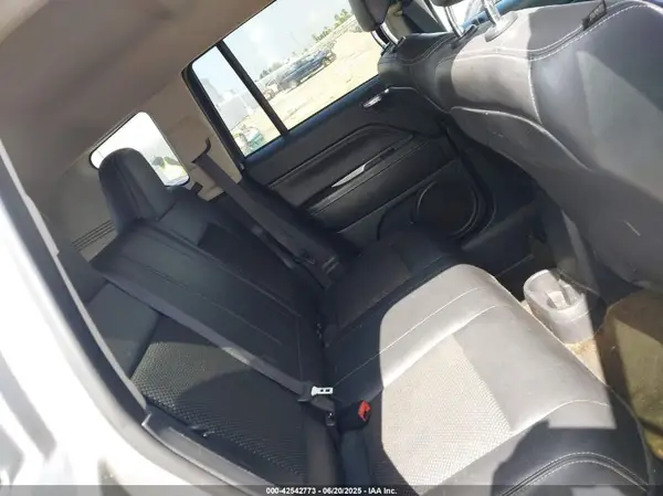 1C4NJCEA1GD640811 2016 JEEP COMPASS - Image 8
