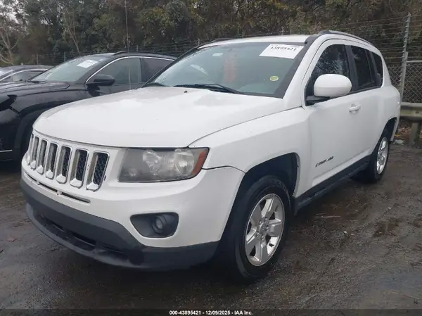 1C4NJCEA1GD665630 2016 JEEP COMPASS - Image 2