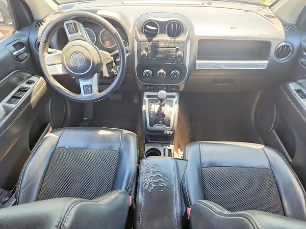 1C4NJCEA1HD114955 2017 JEEP COMPASS - Image 8