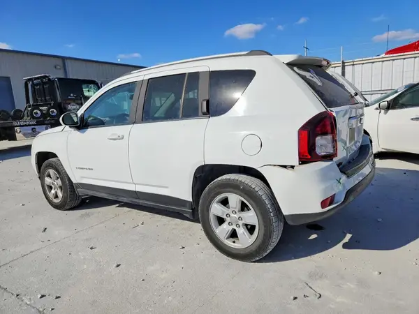 1C4NJCEA1HD115197 2017 JEEP COMPASS - Image 2