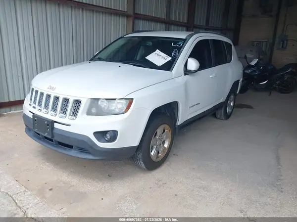 1C4NJCEA2GD590792 2016 JEEP COMPASS - Image 2