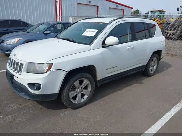 1C4NJCEA2GD640798 2016 JEEP COMPASS - Image 2