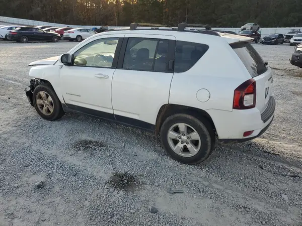1C4NJCEA2GD665846 2016 JEEP COMPASS - Image 2