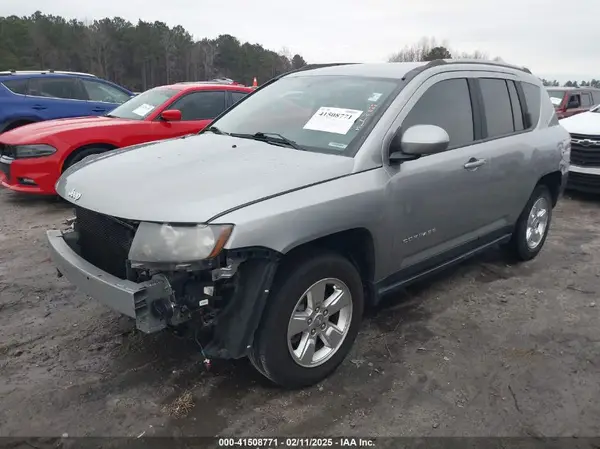 1C4NJCEA2GD719694 2016 JEEP COMPASS - Image 2