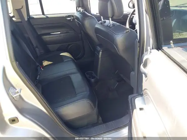 1C4NJCEA2GD735121 2016 JEEP COMPASS - Image 8