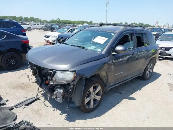 1C4NJCEA2GD760925 2016 JEEP COMPASS - Image 2
