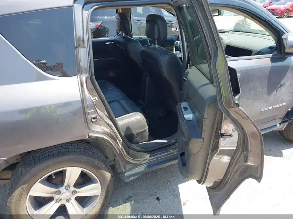1C4NJCEA2GD760925 2016 JEEP COMPASS - Image 8