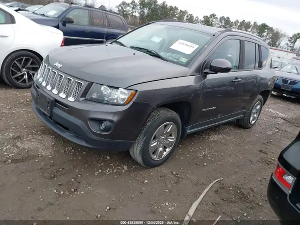 1C4NJCEA2GD769723 2016 JEEP COMPASS - Image 2