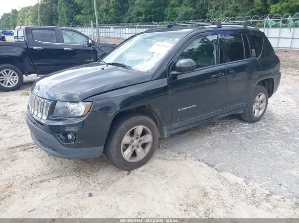 1C4NJCEA2GD773691 2016 JEEP COMPASS - Image 2
