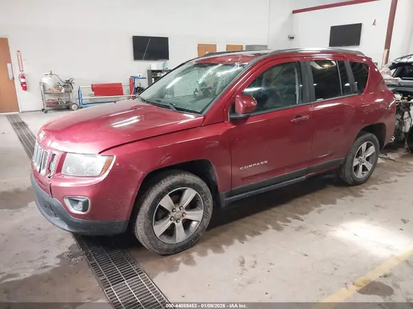 1C4NJCEA2GD815244 2016 JEEP COMPASS - Image 2