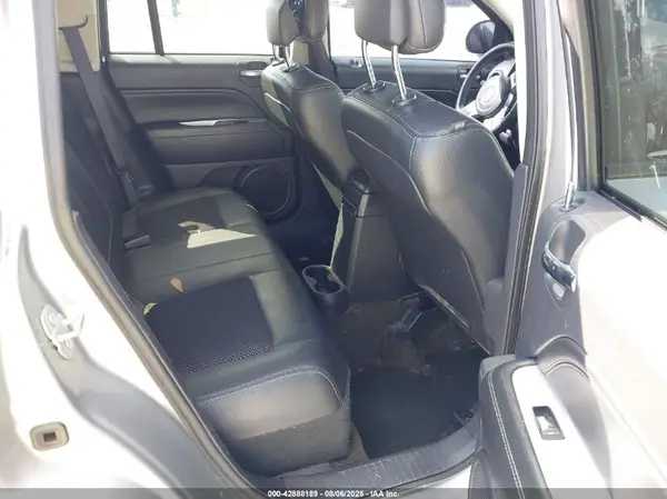 1C4NJCEA2HD115564 2017 JEEP COMPASS - Image 8