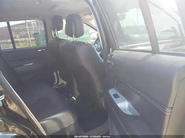 1C4NJCEA2HD116889 2017 JEEP COMPASS - Image 8