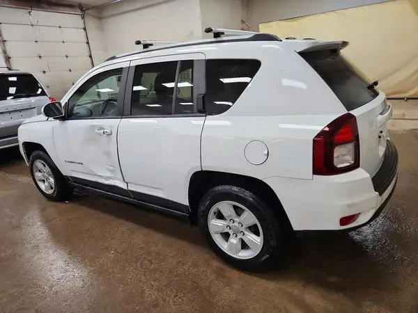 1C4NJCEA2HD207029 2017 JEEP COMPASS - Image 2