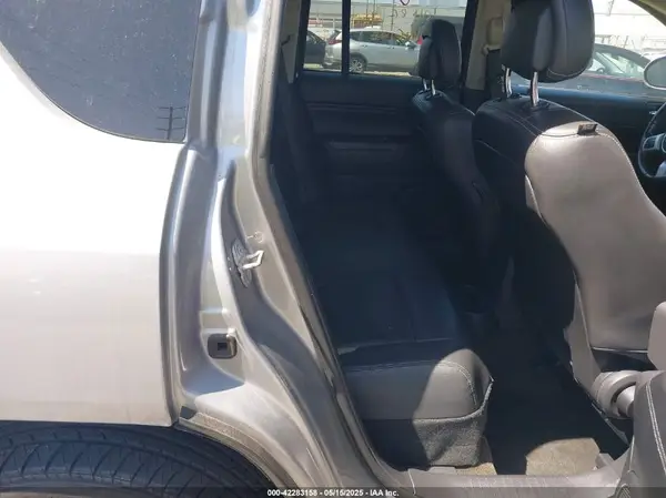 1C4NJCEA3GD716058 2016 JEEP COMPASS - Image 8