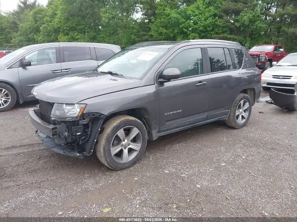 1C4NJCEA3GD738173 2016 JEEP COMPASS - Image 2