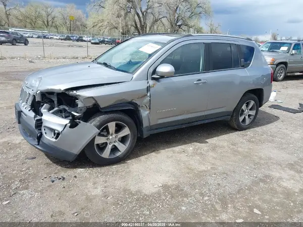 1C4NJCEA3GD748900 2016 JEEP COMPASS - Image 2
